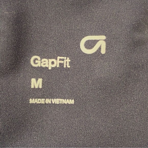 GapFit Racerback Sports Bra Size M NWOT - Picture 6 of 10